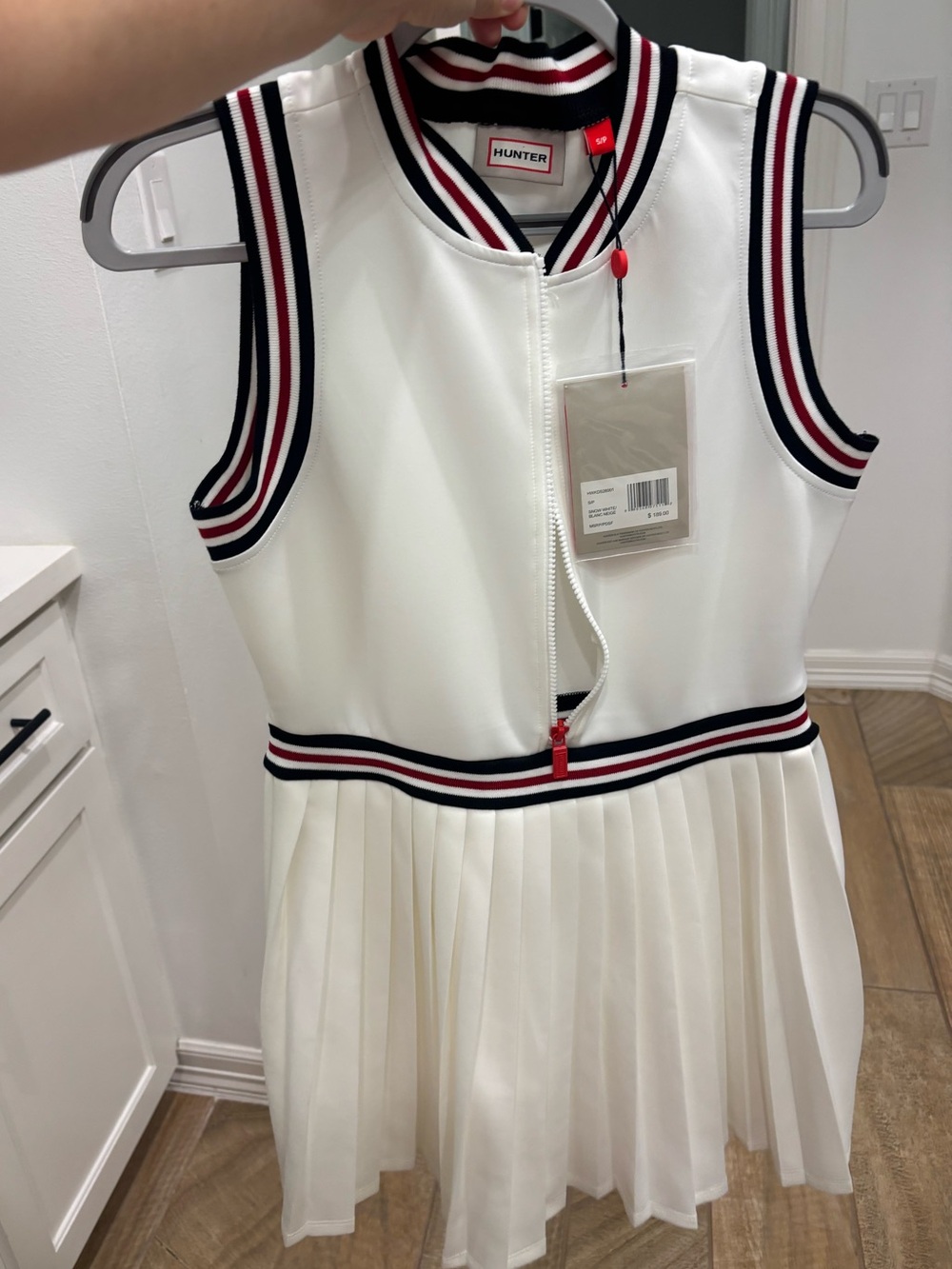 Hunter womens NWT White Sleeveless Pleated Dress with Stripe Trim